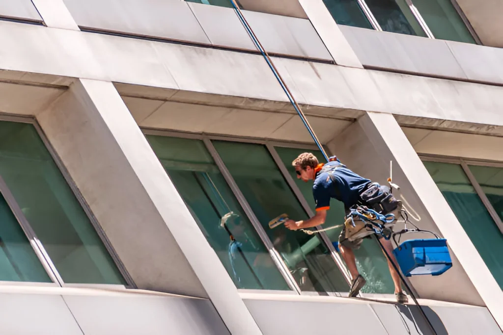 Scaling Heights: Innovations in Urban Maintenance with Rope Access Painting in Sydney