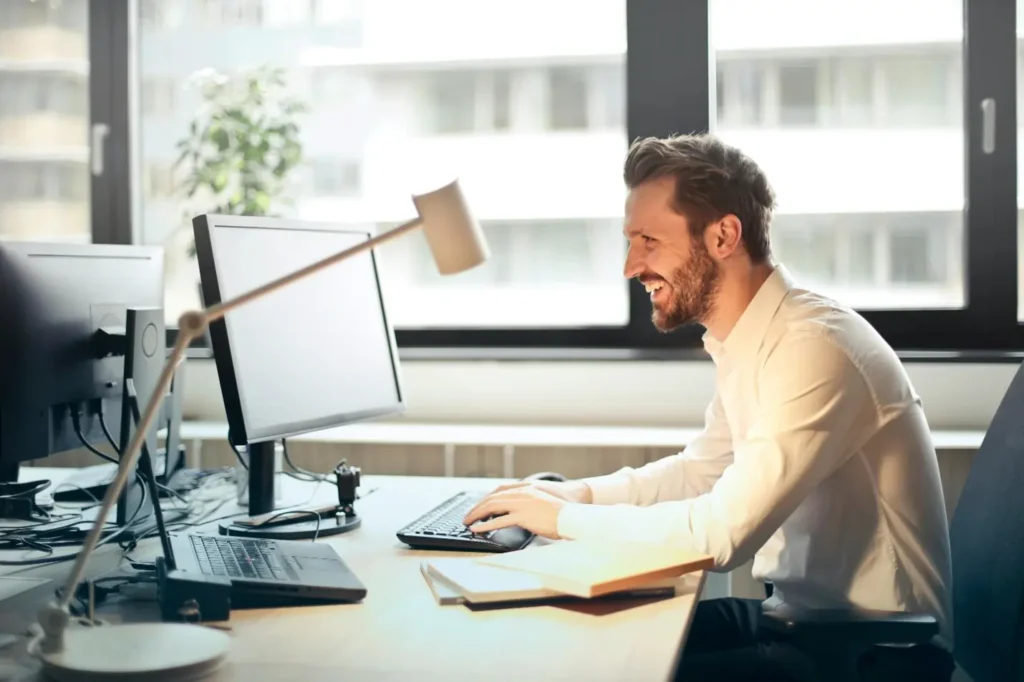 Why Small Businesses Are Adopting Pi Cryptocurrency