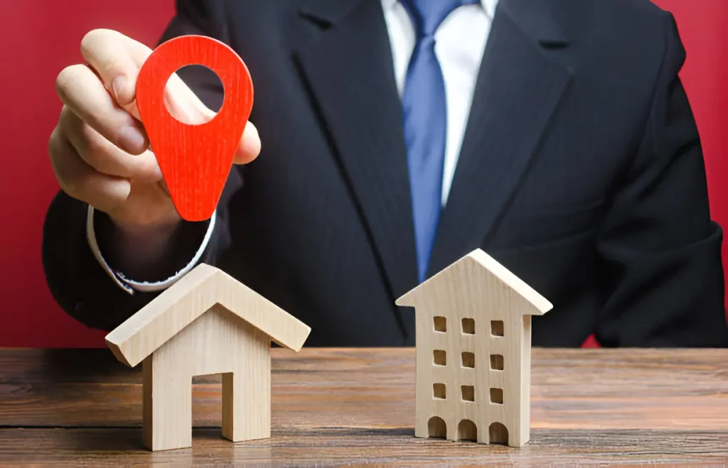 Navigating Sydney’s Property Market: Your Guide to Choosing the Right Conveyancer Navigating Sydney's Property Market Your Guide to Choosing the Right Conveyancer